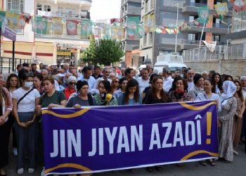 Koçyiğit’e saldırı protesto edildi: Buradayız, sesimizi kısamayacaklar