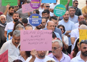 Seferberlik çağrısı: Her yerde Kürtçe konuşun