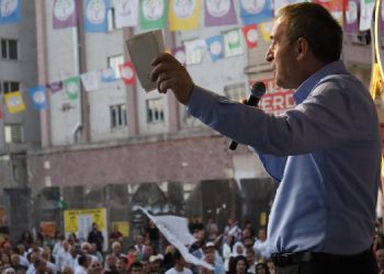 Bakırhan Van’dan seslendi: Bu savaş politikalarınıza son verin