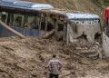 heyelan: 21 kişi yaşamını yitirdi heyelan: 21 kişi yaşamını yitirdi