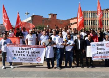 Amed’te fırın işçileri sigorta ve sosyal haklarını istiyor