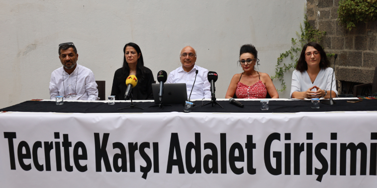 Tecride Karşı Adalet Girişimi: Mücadele toplumsallaşmalı Tecride Karşı Adalet Girişimi: Mücadele toplumsallaşmalı