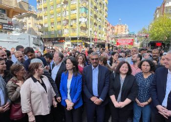 Amed’de ‘özgürlük’ yürüyüşü