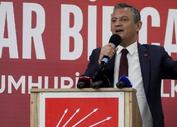 CHP Genel Başkanı Özel’den yenidoğan çetesi iddianamesinde adı geçen hastanelerle ilgili teklif: ‘Kamulaştıralım’
