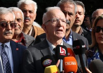 Kaboğlu: Ahmet Özer serbest bırakılmalı