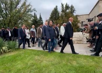 Hakları için direnen maden işçileri Meclis’te