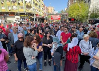 Amedliler ‘özgürlük’ için toplanmaya başladı