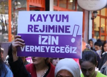 25 Kasım deklarasyonu sonrası kayyım protestosu