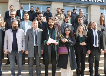 Van Barosu çocuklara polis şiddetini yargıya taşıdı