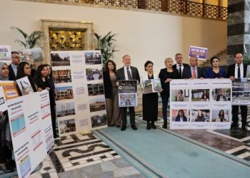 DEM Parti Meclis’te kayyımın usulsüzlerini teşhir etti