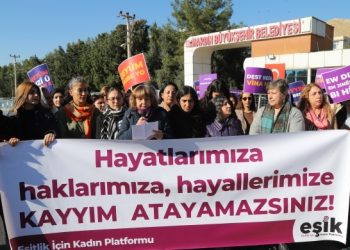 Mardin’de kadınlar kayyıma karşı yürüdü