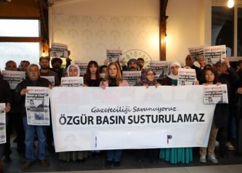 Gazetecilerin katledilmesine tepki: Hakikat hedef alındı
