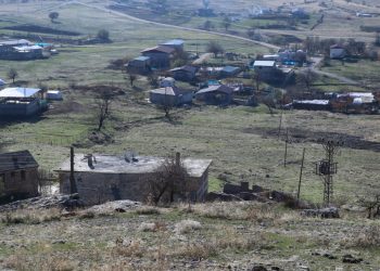 90’larda yakılan mahalleler petrol şirketlerinin hedefinde