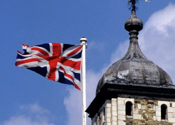 İngiltere’nin eski Washington Büyükelçisi, Epstein bağlantıları nedeniyle İşçi Partisi üyeliğinden istifa etti İngiltere’nin eski Washington Büyükelçisi, Epstein bağlantıları nedeniyle İşçi Partisi üyeliğinden istifa etti