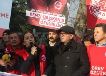 DİSK Bakanlık önünden seslendi: Asgari ücretlinin 55 bin lirasına el konuldu