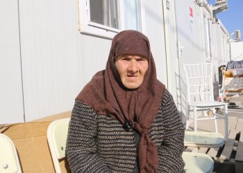 Gençler Elbistan’ı terk ediyor