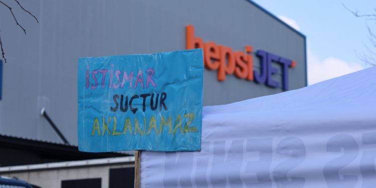 Taciz ve tehdit: Whatsapp mesajları ve CİMER şikayetiyle ortaya çıktı