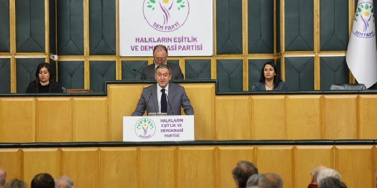 Bakırhan’dan kayyım tepkisi: Sizden büyük darbeci mi var? Bakırhan’dan kayyım tepkisi: Sizden büyük darbeci mi var?