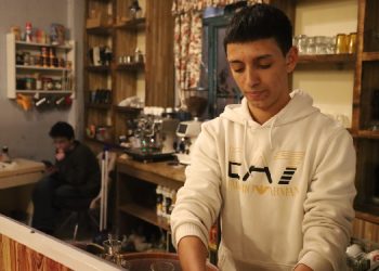 ‘Burslar temel ihtiyaçlarımızı karşılayabilecek bir orana yükseltilsin’