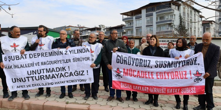 ‘İktidar IBAN verdi, Kızılay çadır sattı’ ‘İktidar IBAN verdi, Kızılay çadır sattı’