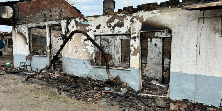 Yangına giden itfaiyeyi durduran polisler hakkında soruşturma Yangına giden itfaiyeyi durduran polisler hakkında soruşturma