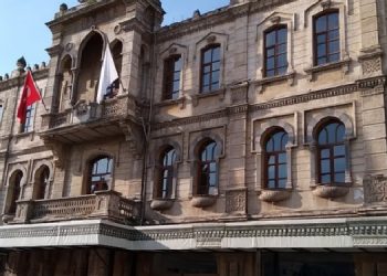 AKP’li Belediye’den kadın çalışanlara cinsiyetçi 8 Mart mesajı