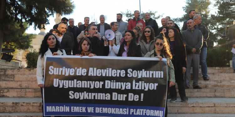 Alevilerin katledilmesi protesto edildi: Ses çıkar Alevilerin katledilmesi protesto edildi: Ses çıkar