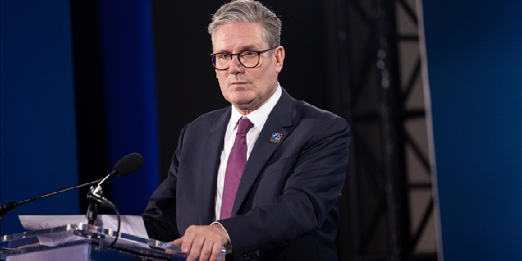 Starmer: İngiltere, önümüzdeki yıllarda da fosil yakıtlardan vazgeçemeyecek Starmer: İngiltere, önümüzdeki yıllarda da fosil yakıtlardan vazgeçemeyecek