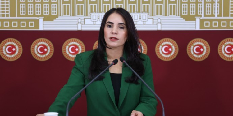 Aksaray Cezaevi’nde onlarca tutsağın tahliyesine engel Aksaray Cezaevi’nde onlarca tutsağın tahliyesine engel