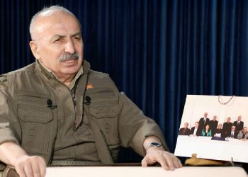 Mustafa Karasu: Kürt partileri saldırılara karşı ortak tutum almalı, şu anda olması lazım Mustafa Karasu: Kürt partileri saldırılara karşı ortak tutum almalı, şu anda olması lazım