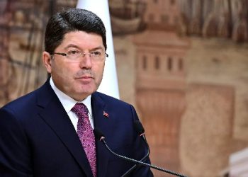 Tunç’tan İmralı ziyareti açıklaması: Taktir komisyona ait Tunç’tan İmralı ziyareti açıklaması: Taktir komisyona ait