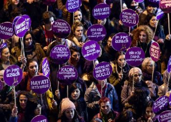 ‘Karar süreçlerinde kadınlar söz sahibi olmalı’