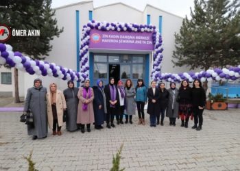 Kadınların eğitim ve mücadele alanı: Zîn Dayanışma Merkezi