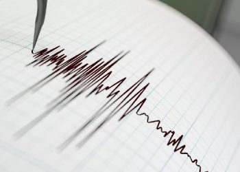 Akdeniz’de 4,5 büyüklüğünde deprem meydana geldi Akdeniz’de 4,5 büyüklüğünde deprem meydana geldi