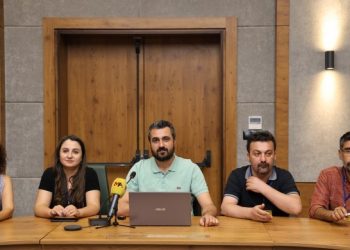 ‘Emekçiler sürecin öznesi olmalı’