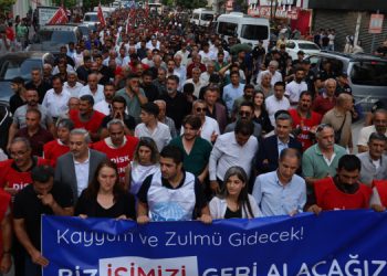 İşten çıkarılan 223 emekçi için Van’da kitlesel yürüyüş