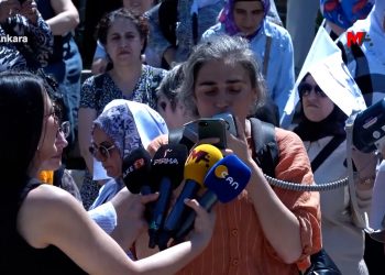 Kadınlar Meclis’e seslendi: Barışın hukuki zemini için görev al