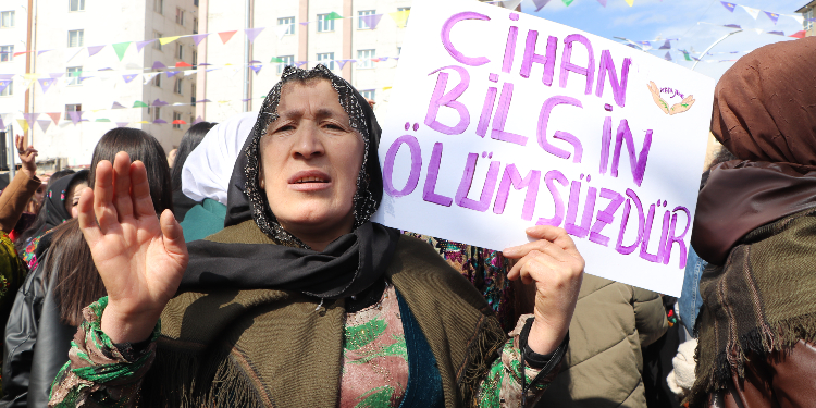 Bir oğlunu kaybetti, diğeri PKK’de: Adım atma sırası devlette Bir oğlunu kaybetti, diğeri PKK’de: Adım atma sırası devlette