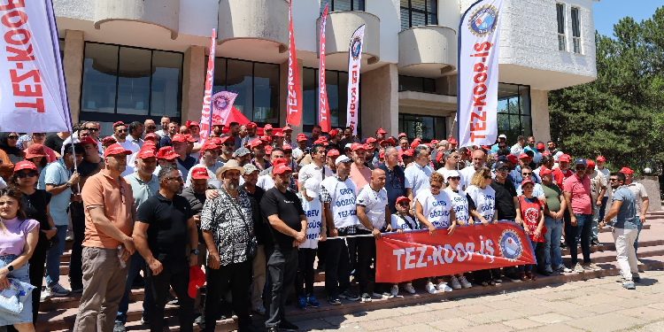 ODTÜ’de grev 2’nci gününde ODTÜ’de grev 2’nci gününde