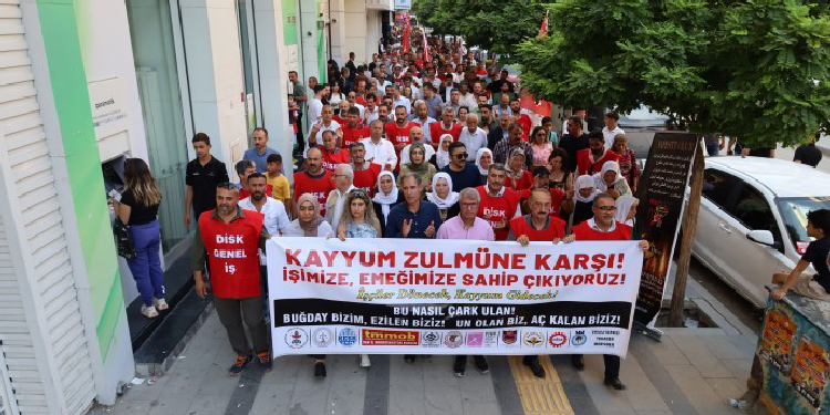 İşçi eylemleri ‘Hırsızlar gidecek halk gelecek’ sloganlarıyla devam ediyor İşçi eylemleri ‘Hırsızlar gidecek halk gelecek’ sloganlarıyla devam ediyor