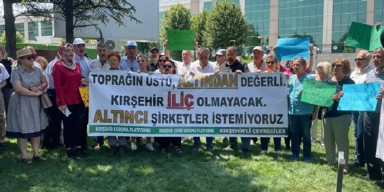 Kırşehirlilerden maden tepkisi: Suyumuza, toprağımıza sahip çıkacağız Kırşehirlilerden maden tepkisi: Suyumuza, toprağımıza sahip çıkacağız