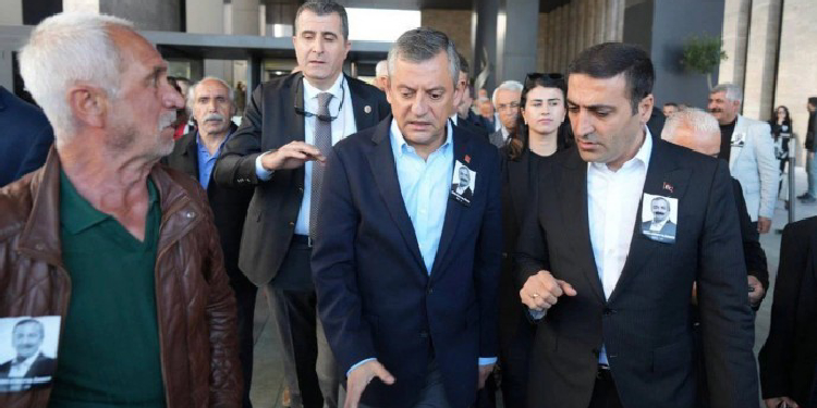 Özel’e saldıran Tengioğlu için tutukluğuna devam kararı Özel’e saldıran Tengioğlu için tutukluğuna devam kararı