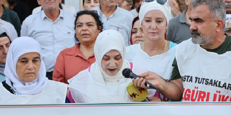 ‘Tecridi kaldırın’ ‘Tecridi kaldırın’