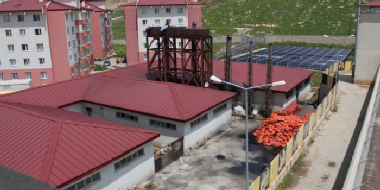 Şirnex Cezaevi’nde terlik dayatması: Hasta tutsak ameliyat olamıyor Şirnex Cezaevi’nde terlik dayatması: Hasta tutsak ameliyat olamıyor