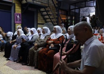 Sanatolia’dan Barış Anneleri ile dayanışma etkinliği Sanatolia’dan Barış Anneleri ile dayanışma etkinliği