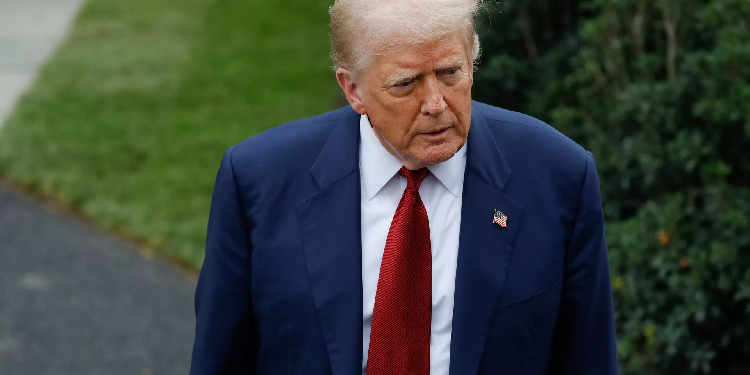 ABD İç Güvenlik Bakanı, mahkeme kararına rağmen Venezüella göçmenlerinin sınır dışı edilmesini onayladı ABD İç Güvenlik Bakanı, mahkeme kararına rağmen Venezüella göçmenlerinin sınır dışı edilmesini onayladı