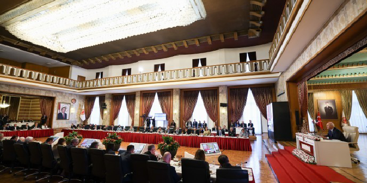 İş İnsanları Meclis komisyonunda: Barış olursa yatırım yüzde 50 artar İş İnsanları Meclis komisyonunda: Barış olursa yatırım yüzde 50 artar