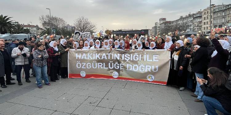 İstanbul’da komplo protestosu: Umut ilkesiyle barış sağlanır İstanbul’da komplo protestosu: Umut ilkesiyle barış sağlanır