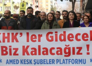 KHK’lilerden ‘hukuksuzluk son bulsun’ çağrısı