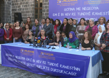 Kadınları sosyal yaşamda etkin kılmayı amaçlıyorlar